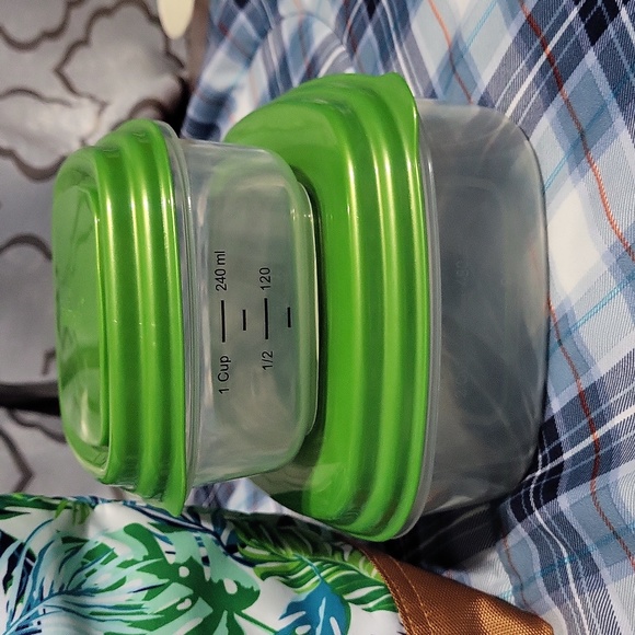 3 pc Tupperware lot tropical lunchbag food storage containers NWOT fit & fresh - Picture 2 of 6